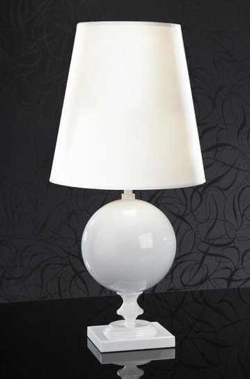 Настольная лампа Schuller Terra с белым абажуром
Настольная лампа Schuller Terra с белым абажуром