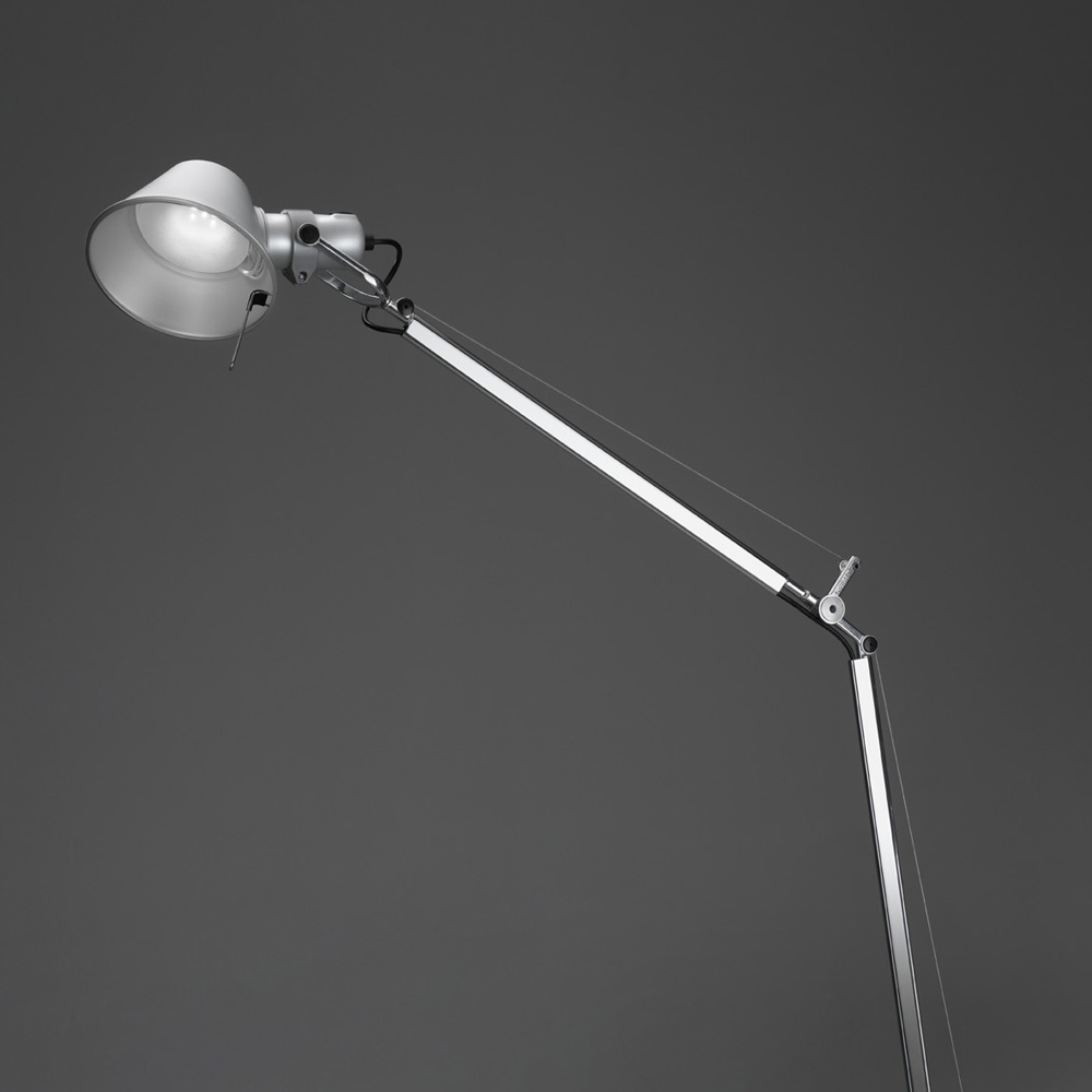 Структура Artemide Tolomeo Mini из полированного алюминия