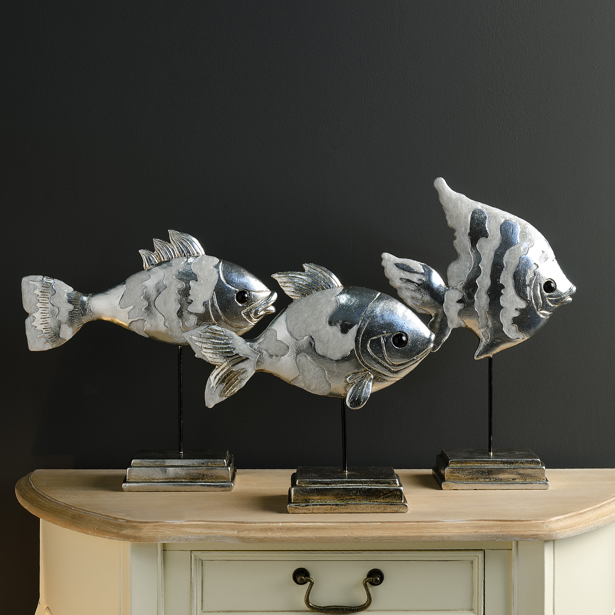 

Декор настольный Sea серебряного цвета