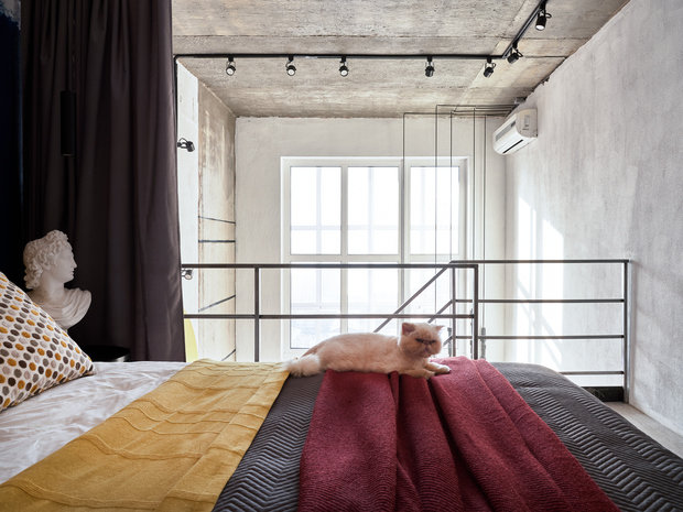 Фотография: Спальня в стиле Лофт, Современный, Квартира, Проект недели, 2 комнаты, до 40 метров, Иркутск – фото на INMYROOM