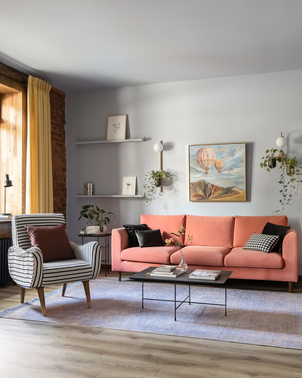 Розовая гостиная – 77 фото идей как можно сочетать интерьер с розовым оттенком