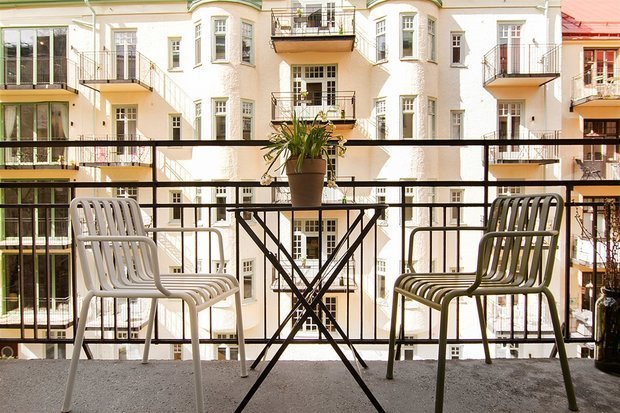 Фотография: Балкон в стиле Минимализм, Скандинавский, Малогабаритная квартира, Квартира, Швеция, Гид, дизайн-гид, малогабаритка, до 40 метров – фото на INMYROOM