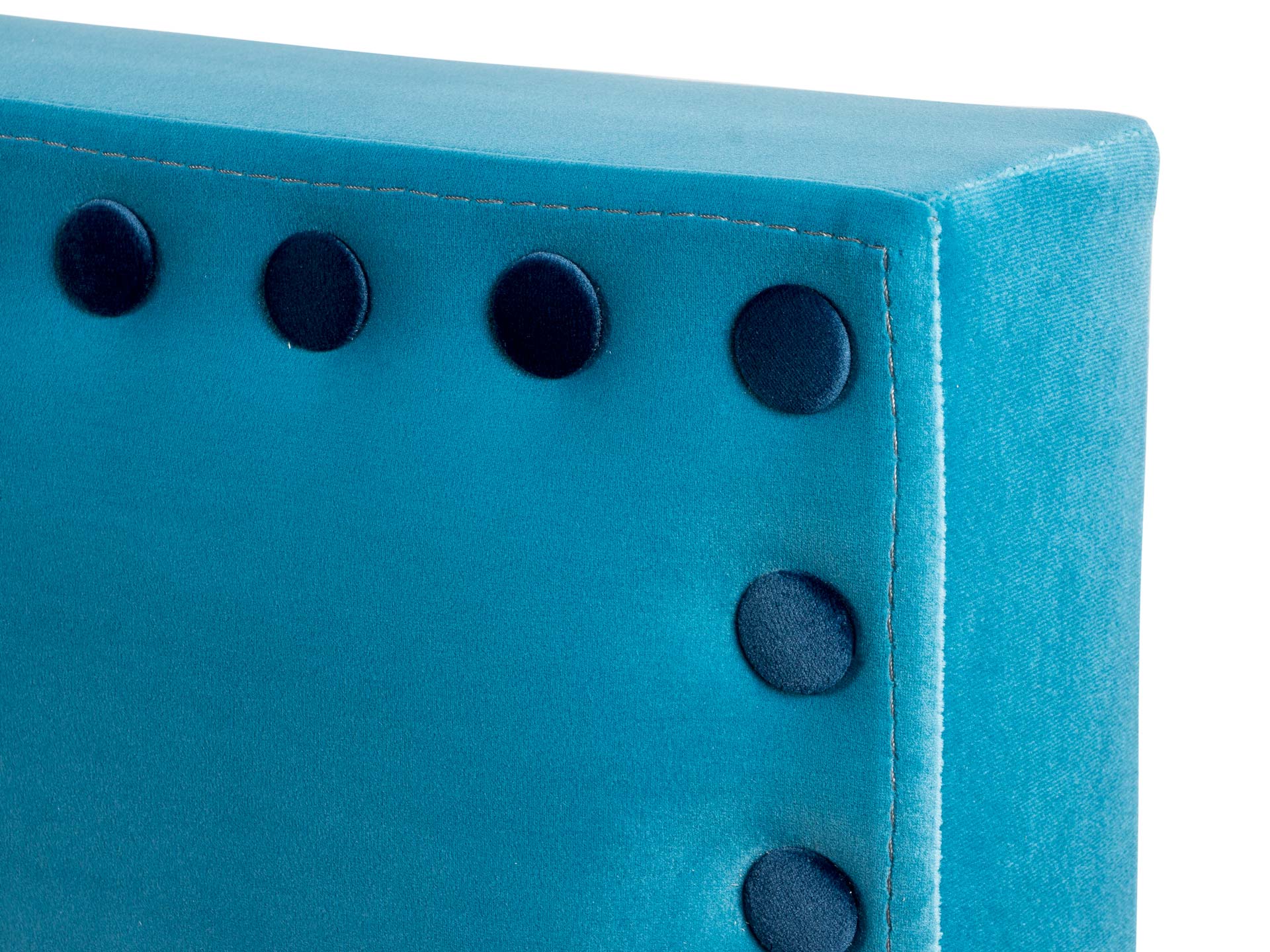 

Кровать "Blues" с высокой спинкой и декоративными элементами 180х200 см