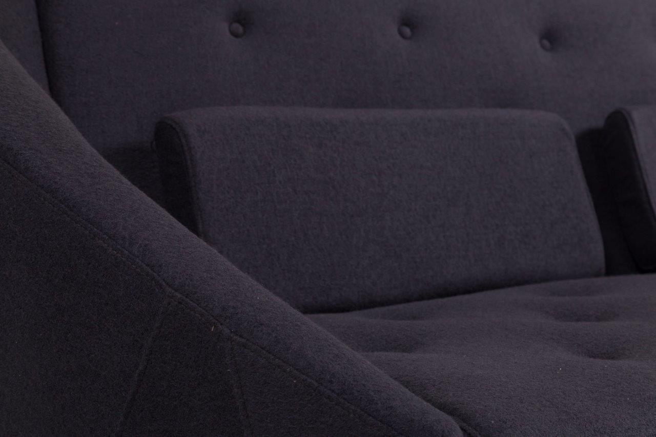 

Диван Avec Plaisir With Buttom