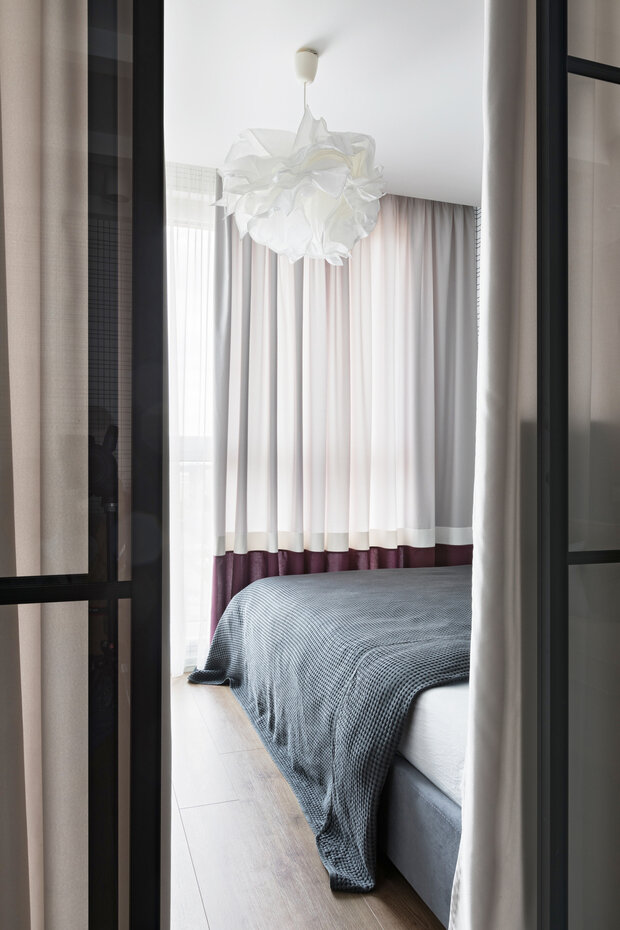 Фотография: Спальня в стиле Скандинавский, Современный, Малогабаритная квартира – фото на INMYROOM