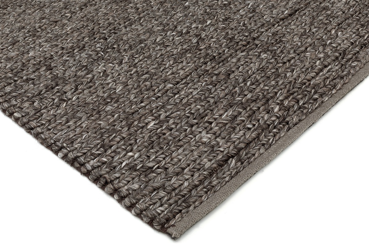

Ковер Suelo Charcoal угольного цвета 160х230