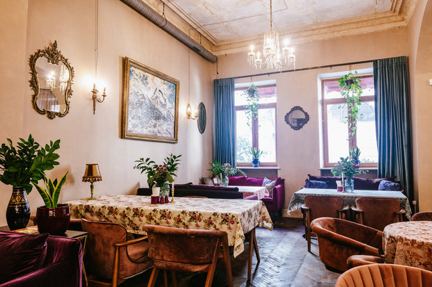 Фото из портфолио Ресторан в Батуми – фотографии дизайна интерьеров на INMYROOM