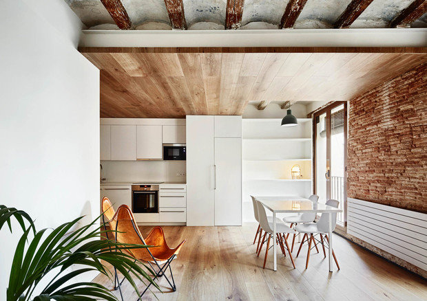 Фото из портфолио Четыре квартиры для путешественников в Барселоне – фотографии дизайна интерьеров на INMYROOM