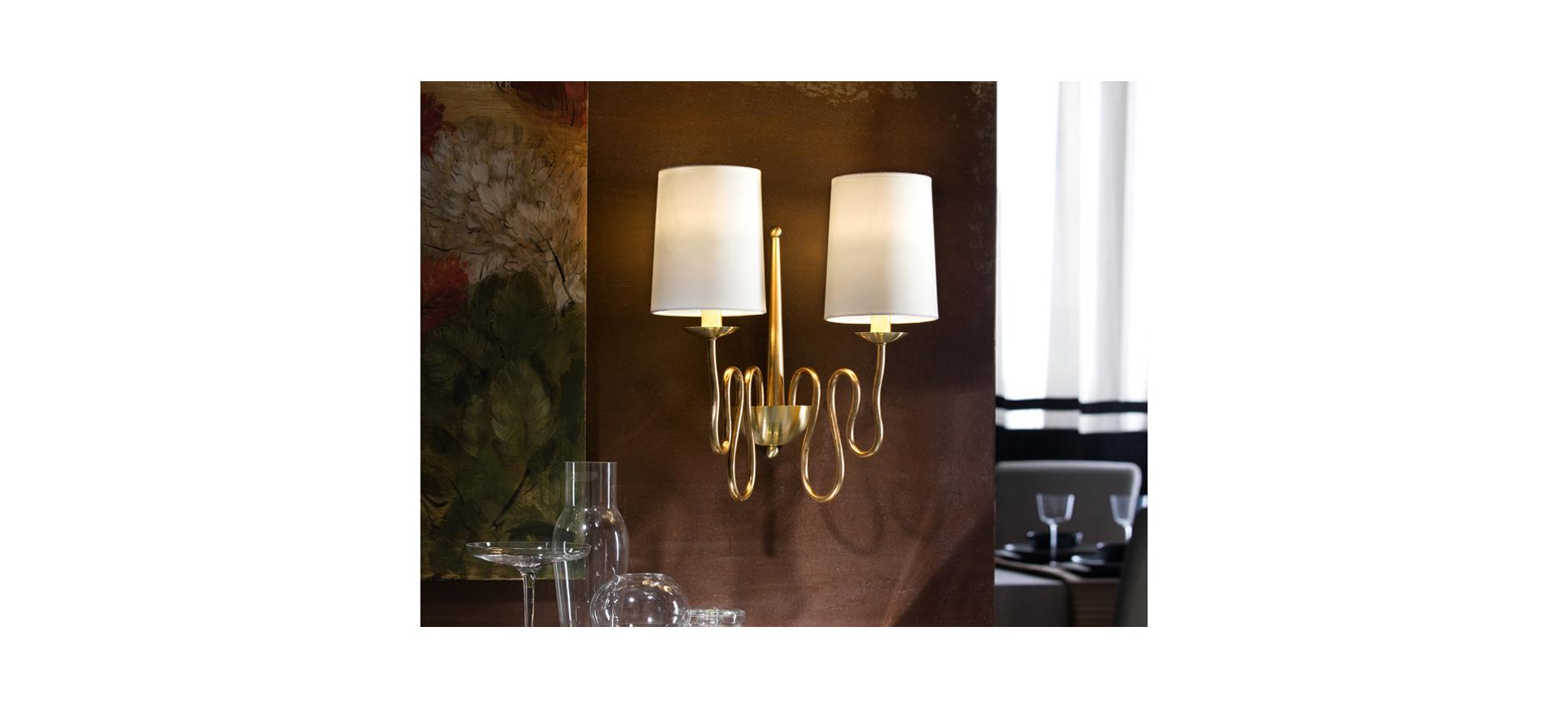 

Бра Schuller Briana с белыми абажурами