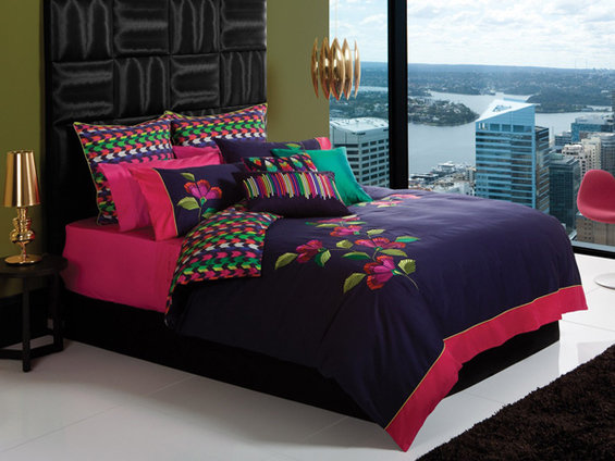 Фотография: Спальня в стиле Классический, Современный, Декор интерьера, Дизайн интерьера, Цвет в интерьере, Текстиль – фото на INMYROOM