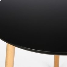 Обеденный стол Molasses с ножками из букового дерева Обеденный стол Molasses с ножками из букового дерева