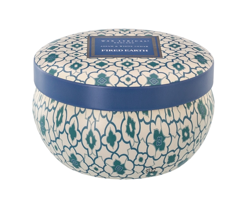 

Ароматическая свеча в металле ассамский чай и белый кедр