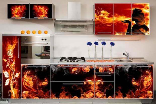 Фотография: Кухня и столовая в стиле Хай-тек, Интерьер комнат, Переделка – фото на INMYROOM