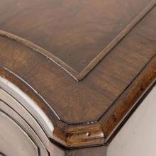 Комод BYRON SERPENTINE CHEST Комод BYRON SERPENTINE CHEST