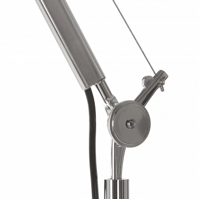 

Напольный светильник Tolomeo с белым абажуром