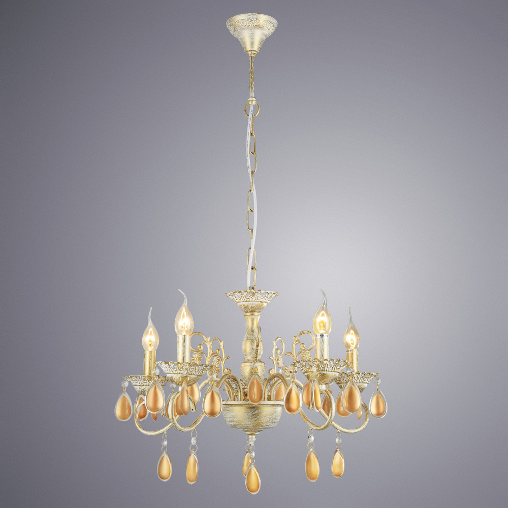 

Подвесная люстра Arte Lamp Ciondolo выполнена в виде свечей с подсвечниками