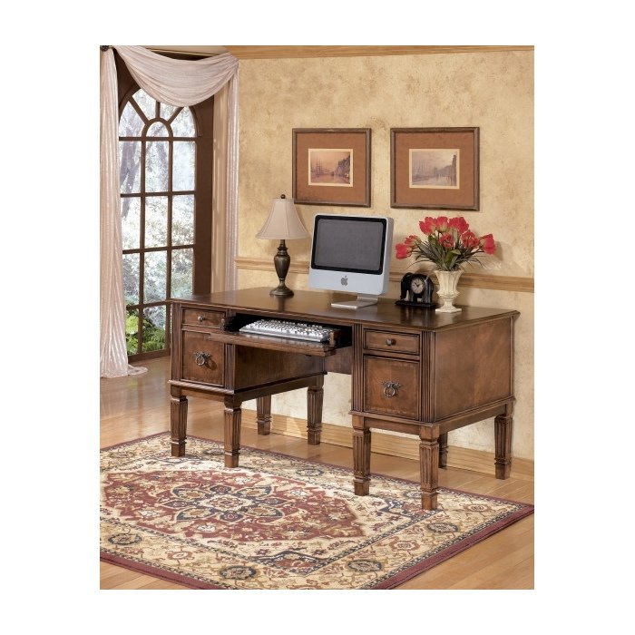 Компьютерный стол Ashley H527-26 Компьютерный стол Ashley H527-26