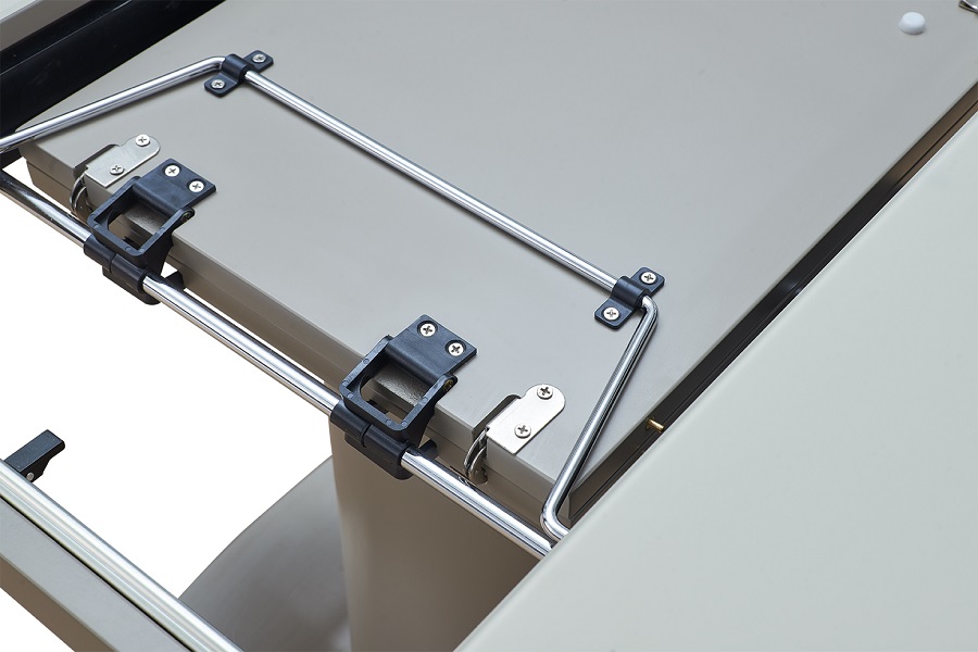 

Обеденный раскладной стол цвета капучино