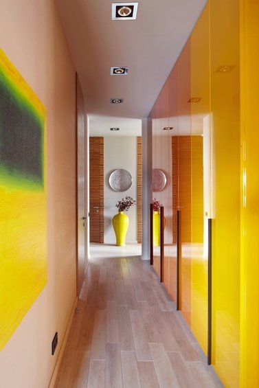 Фотография: Прихожая в стиле Современный, Квартира, Цвет в интерьере, Дома и квартиры – фото на INMYROOM