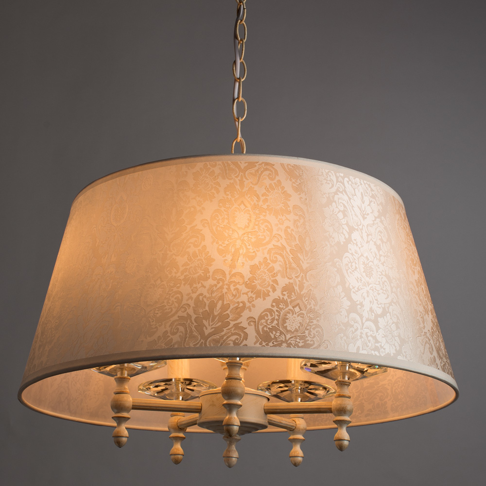 

Подвесная люстра Arte Lamp Granny с белым абажуром
