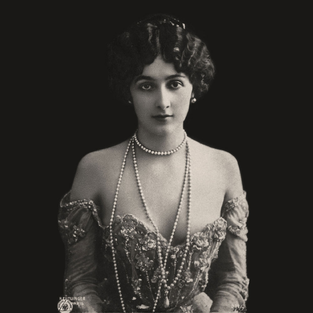 

Арт-постер лина версия намек в раме из полистирола