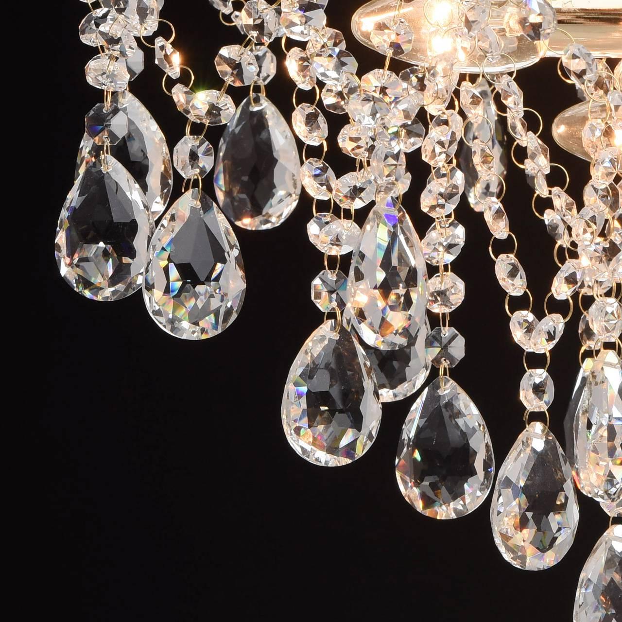 

Потолочная люстра de Markt "Бриз"