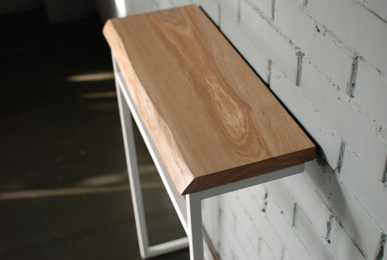 

Консоль Liveedge 60