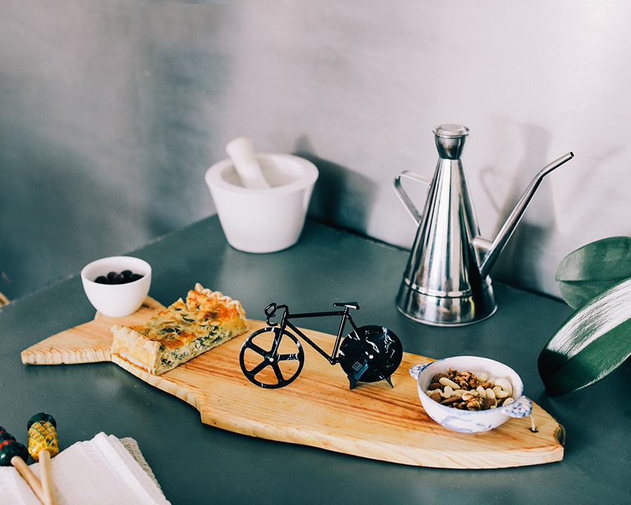 

Нож для пиццы из нержавеющей стали Doiy The Fixie черный мрамор
