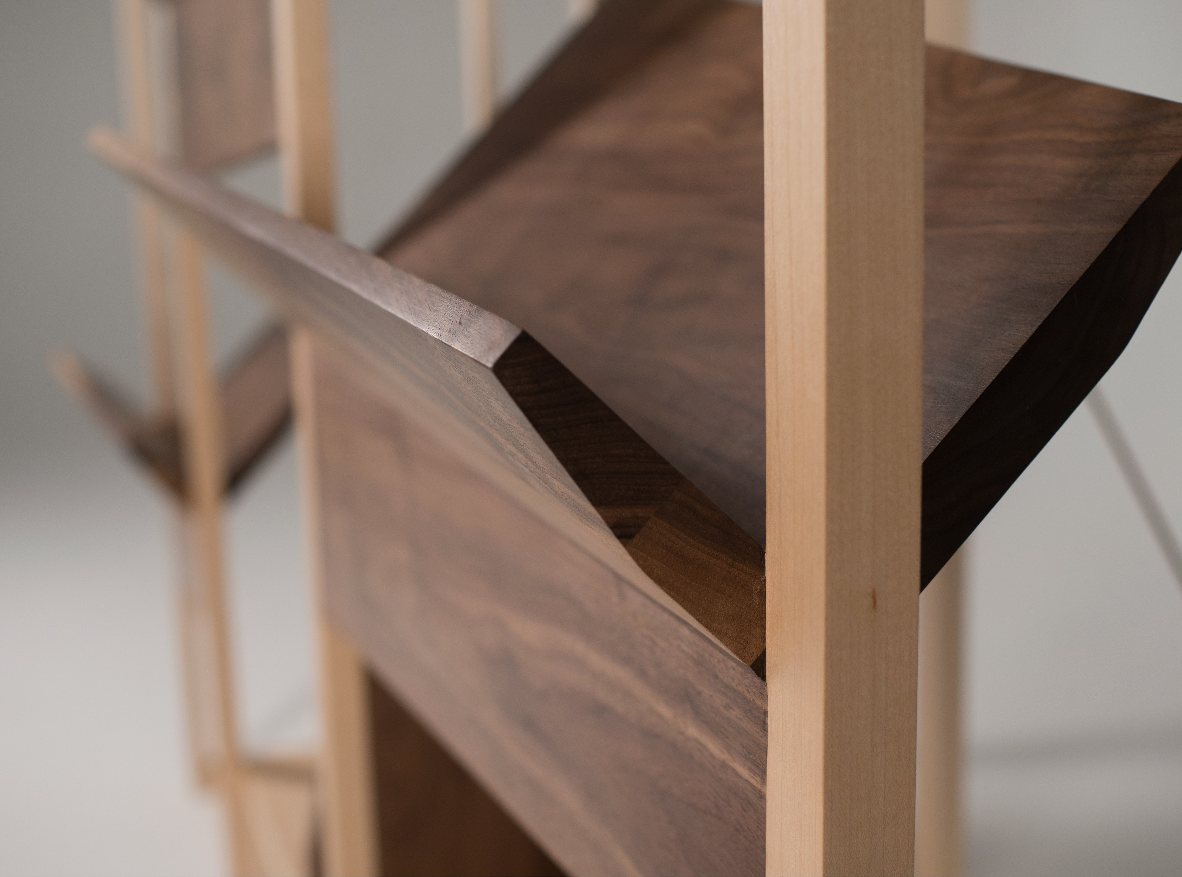 

Стеллаж Fly Massive Millworks Planed Planes