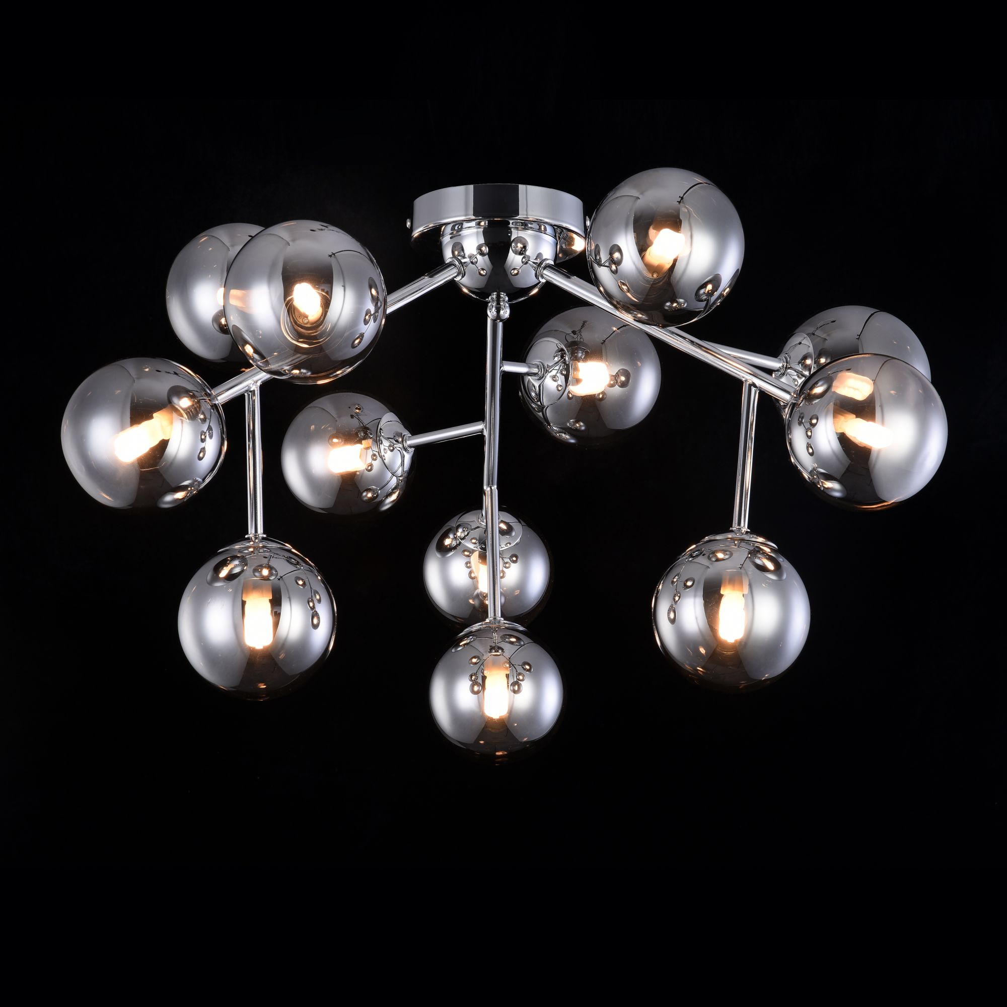 

Потолочная люстра Dallas с круглыми плафонами