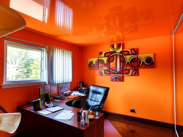 Фотография: Кабинет в стиле Современный, Декор интерьера, натяжные потолки в комнате – фото на INMYROOM