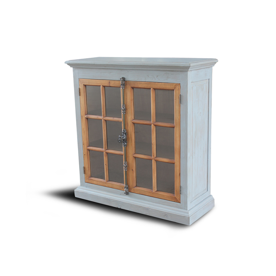 

Буфет из массива ели