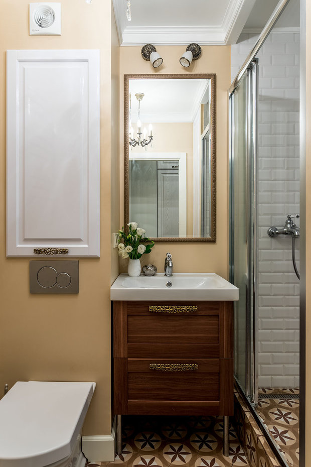 Фотография: Ванная в стиле Классический, Малогабаритная квартира – фото на INMYROOM