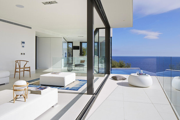 Фото из портфолио  Современный дом с видом на море в Испании – фотографии дизайна интерьеров на INMYROOM