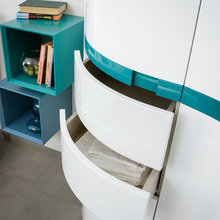 Фото из портфолио Распашной шкаф совмещённый со шкафом-купе – фотографии дизайна интерьеров на INMYROOM