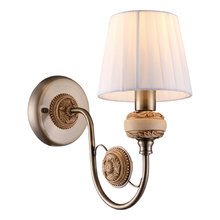 Бра Arte Lamp "Intaglio" Бра Arte Lamp "Intaglio"
