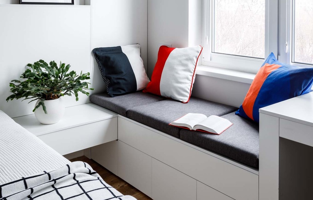 Как обустроить мягкий подоконник - уютное место для отдыха в квартире